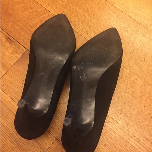 SOLD & Other Stories Black Suede Pumps with vamp - Picture 3 of 6